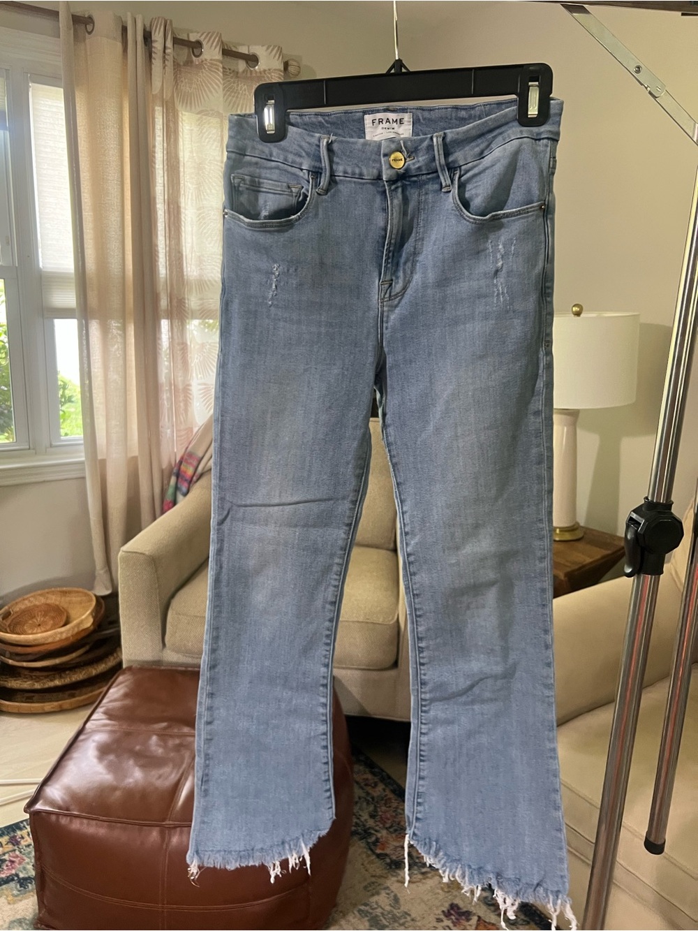 FRAME Le Crop Mini Boot Jeans — Size 26